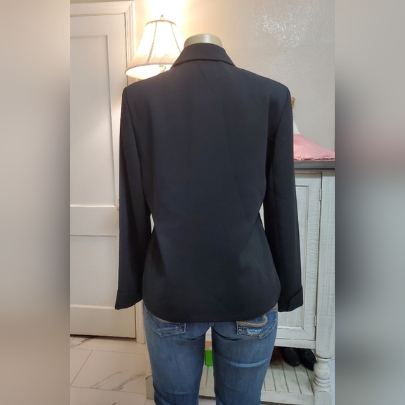 Women's Black Button-Up Jacket - Picture 3 of 7